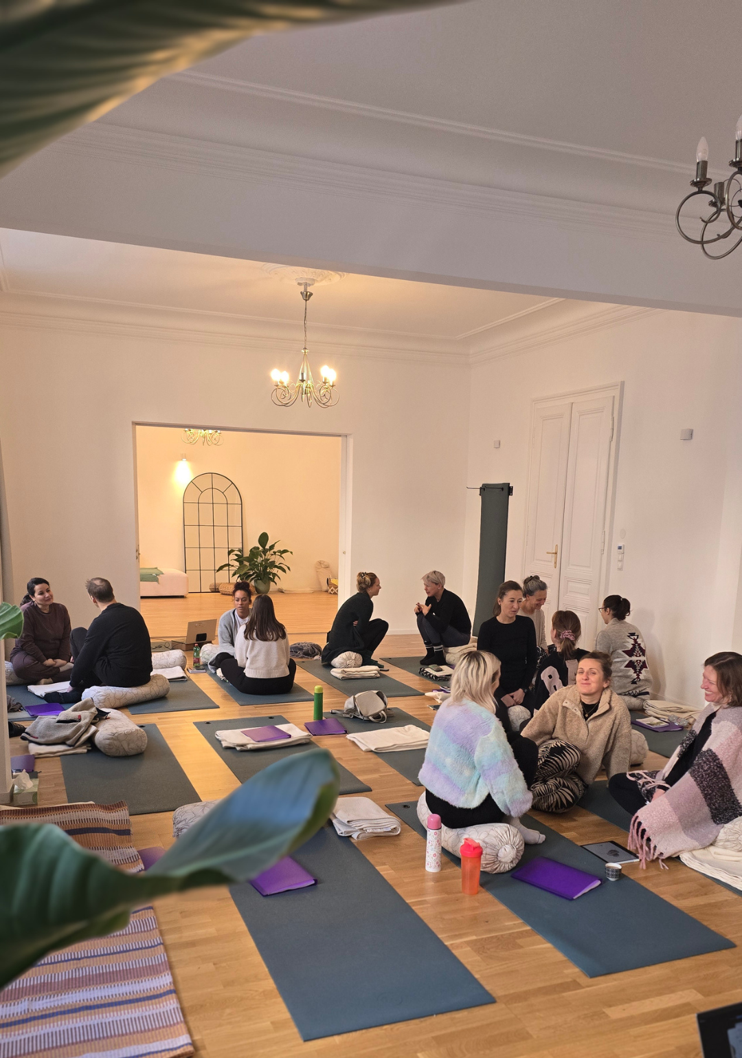 AYA Functional Breathwork Teacher Training – Gruppensession im Studio