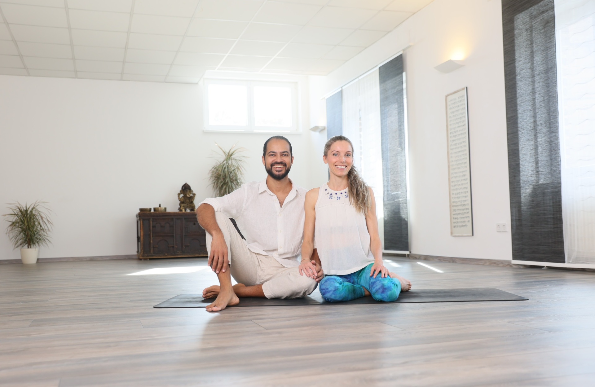 Sabine Winkler & Philipp Sharma im AYA-Studio
