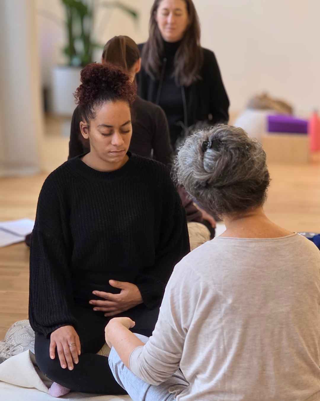 Yoga- und Atempraxis im Studio